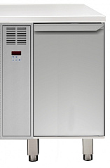 Electrolux Professional TCERS1V7T FREEZER CUPBOARD 1 DOOR REMOTE 750MM (Code 121954)
