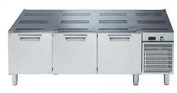 Electrolux Professional E7BAPP00RD GEKÜHLTER UNTERBAU + 3 TÜREN, 1600 MM (Code 371258)