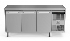 Electrolux Professional EH3HDAAA REFR.COUNTER 440LT 3DOOR COOL.UNIT RIGHT (Code 710031)