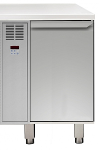 Electrolux Professional TCERS1V7T FREEZER CUPBOARD 1 DOOR REMOTE 750MM (121955)