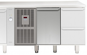 REFRIGERATED CUPBOARD WITH 1 DOOR 960MM (121939)