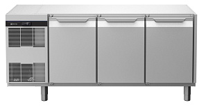 Electrolux Professional EK3A7AAA Digitale Kühltische ecostore HP Concept Tiefkühllagertisch (Kältemittel R290) Temperaturbereich bis -20°C 3 Türen ohne Oberplatte (Code 710362)