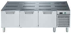 Electrolux Professional E7TTAECOMKN Modulare Großküchengeräteserie XP700 Kühlunterbau mit 3 Schubladen, +10-2°C, automatische Abtaukondensatverdunstung - R290 (Code 371292)