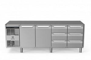 Electrolux Professional EH4H7AACC REFR.COUNTER 590LT 2DR 6x1/3DRAW NO TOP (Code 710081)