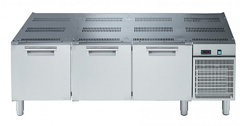 Modular Cooking Range Line 700XP 3 Door Refrigerated Base (60HZ) (Code 371373)