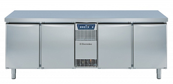 Electrolux Professional RCER4M4 KÜHLTISCH,4TÜRIG,SMART ELEKTRONIK,590 L (Code 726585)